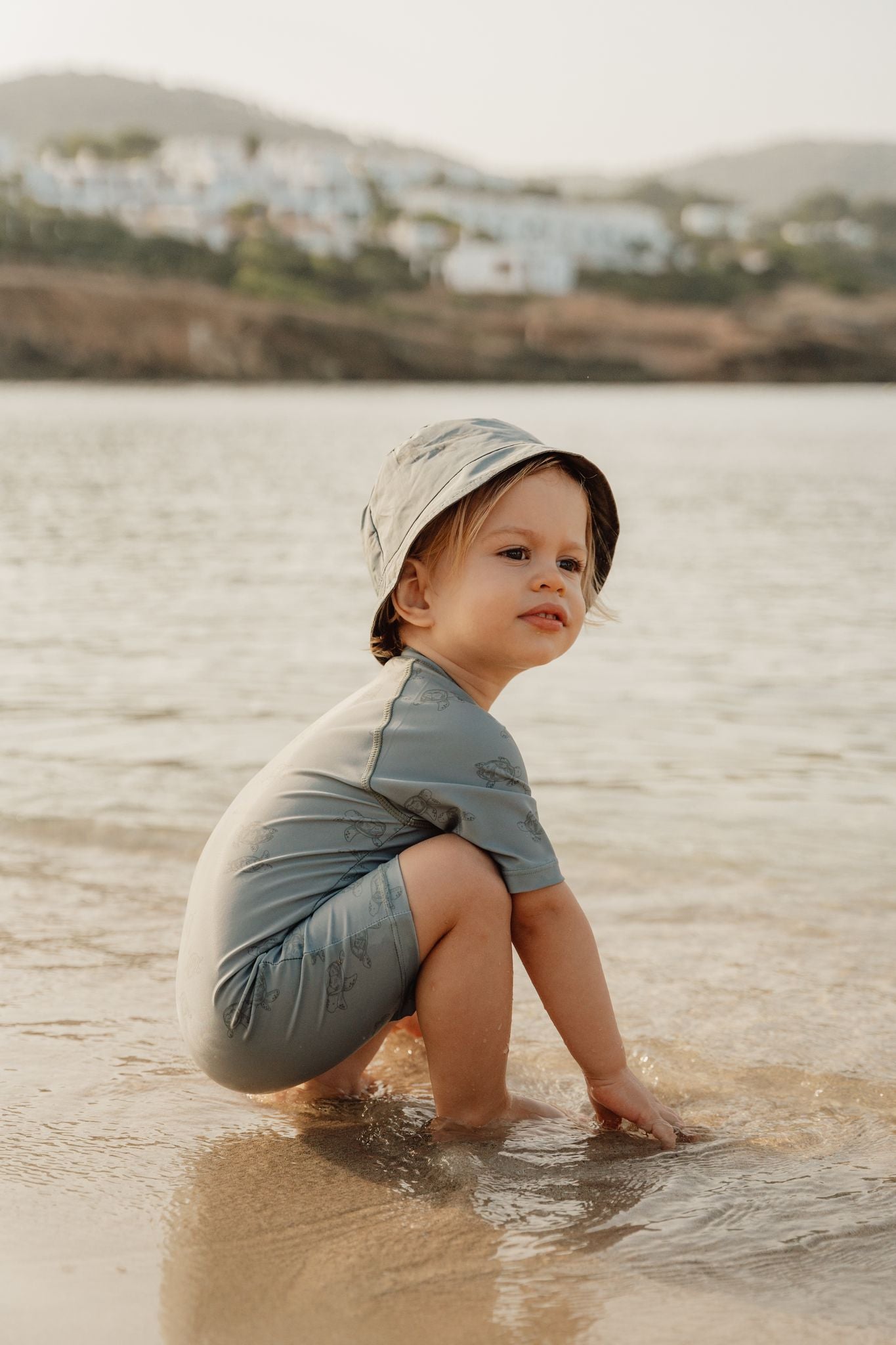 Costum de baie intreg cu protectie UV 50+ - Turtle Island Olive - Little Dutch