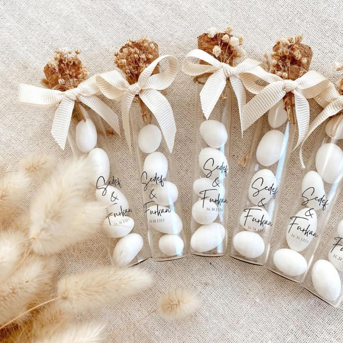 marturie-pentru-nunta-si-botez-tub-sticla-cu-migdale-glazurate