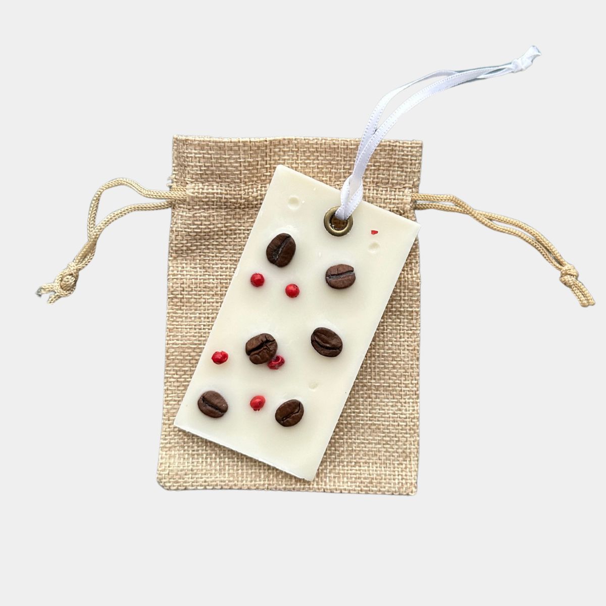 odorizant-pentru-dulap-din-ceara-parfumata-cigar-lounge-25-g