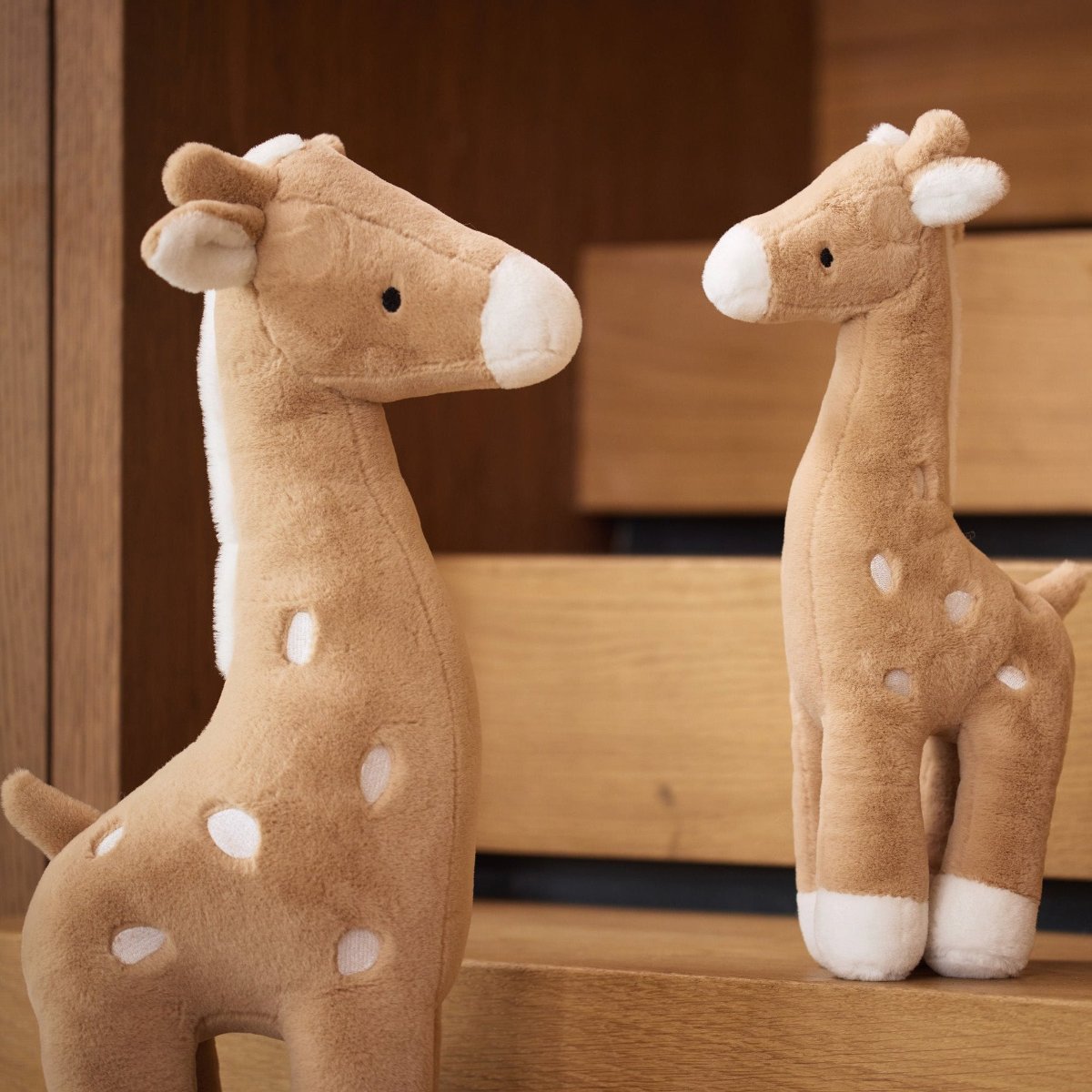 037-010-68066-8717329388819-jucarie-plus-girafa-52cm-jollein-ziani