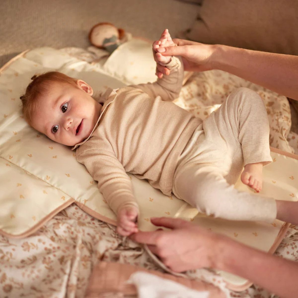 096-001-67099-8717329393646-saltea-de-infasat-wild-rose