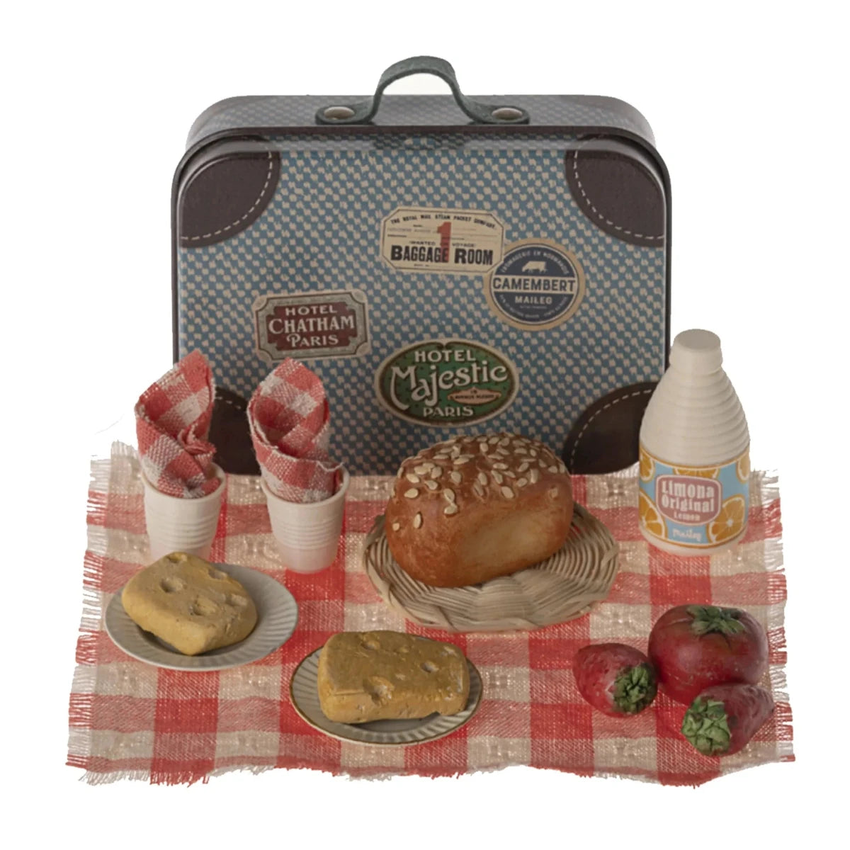 11-4301-00-5707304135074-set-picnic-soricei-maileg