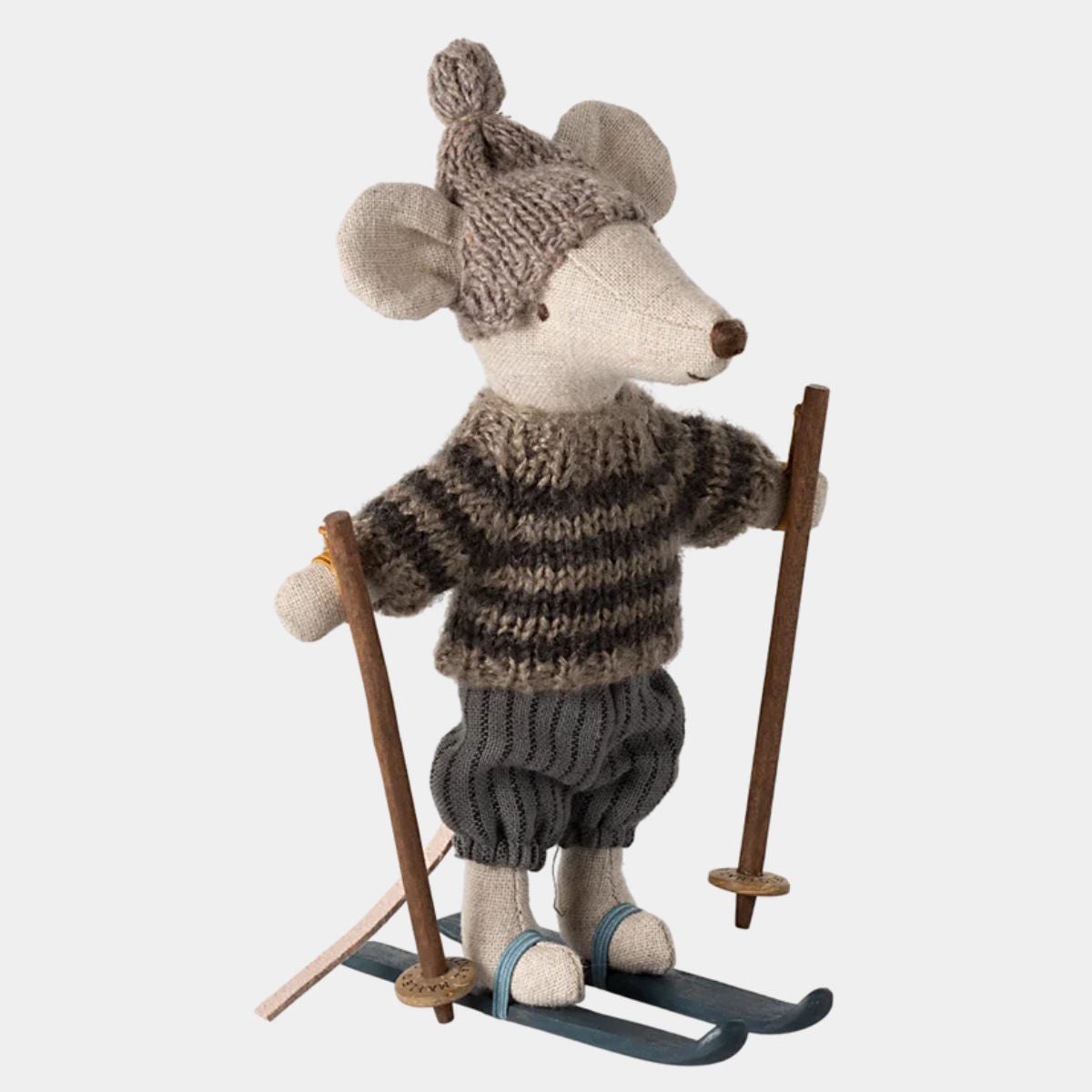 17-4211-00-5707304140771-jucarie-maileg-winter-mouse-with-ski-set-big-brother