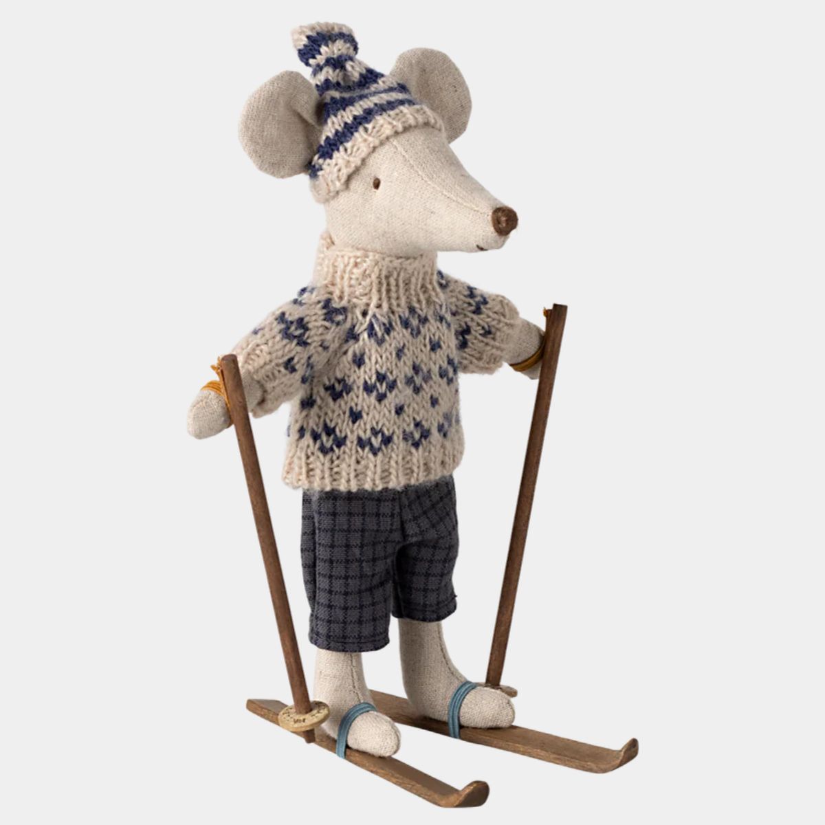 17-4305-00-5707304140795-jucarie-maileg-winter-mouse-with-ski-set-dad