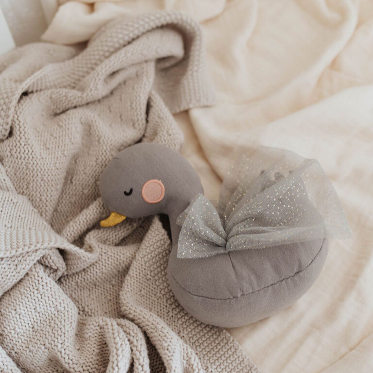 25215018-8719066010787-jucarie-plus-gasca-gretchen-picca-loulou