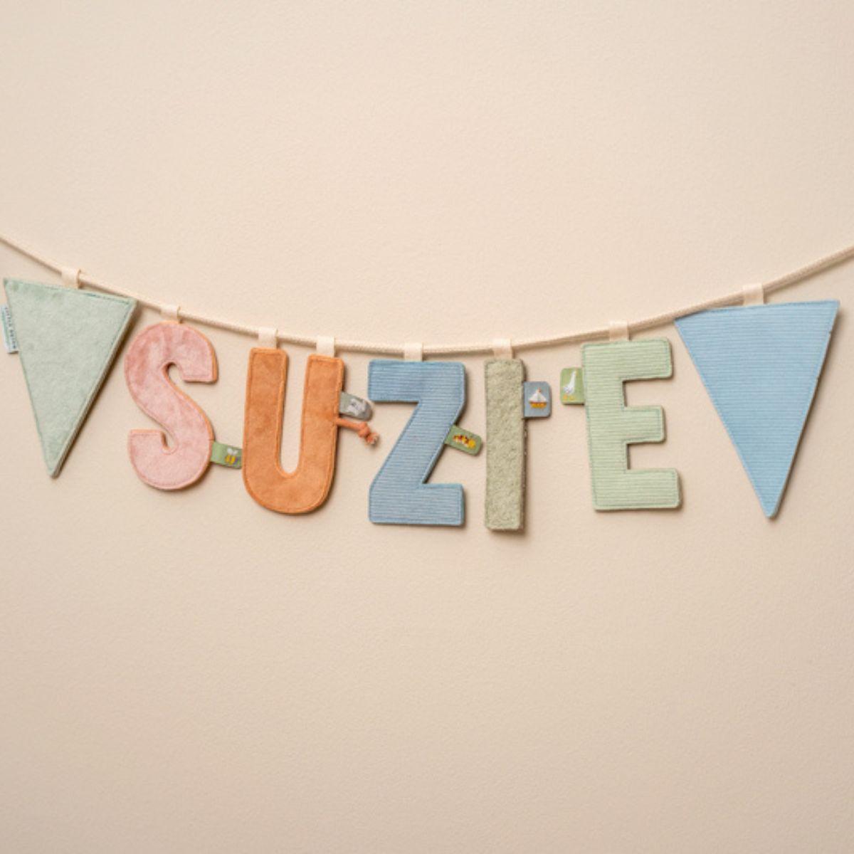 LD9520-8713291895201-litera-u-ghirlanda-little-dutch