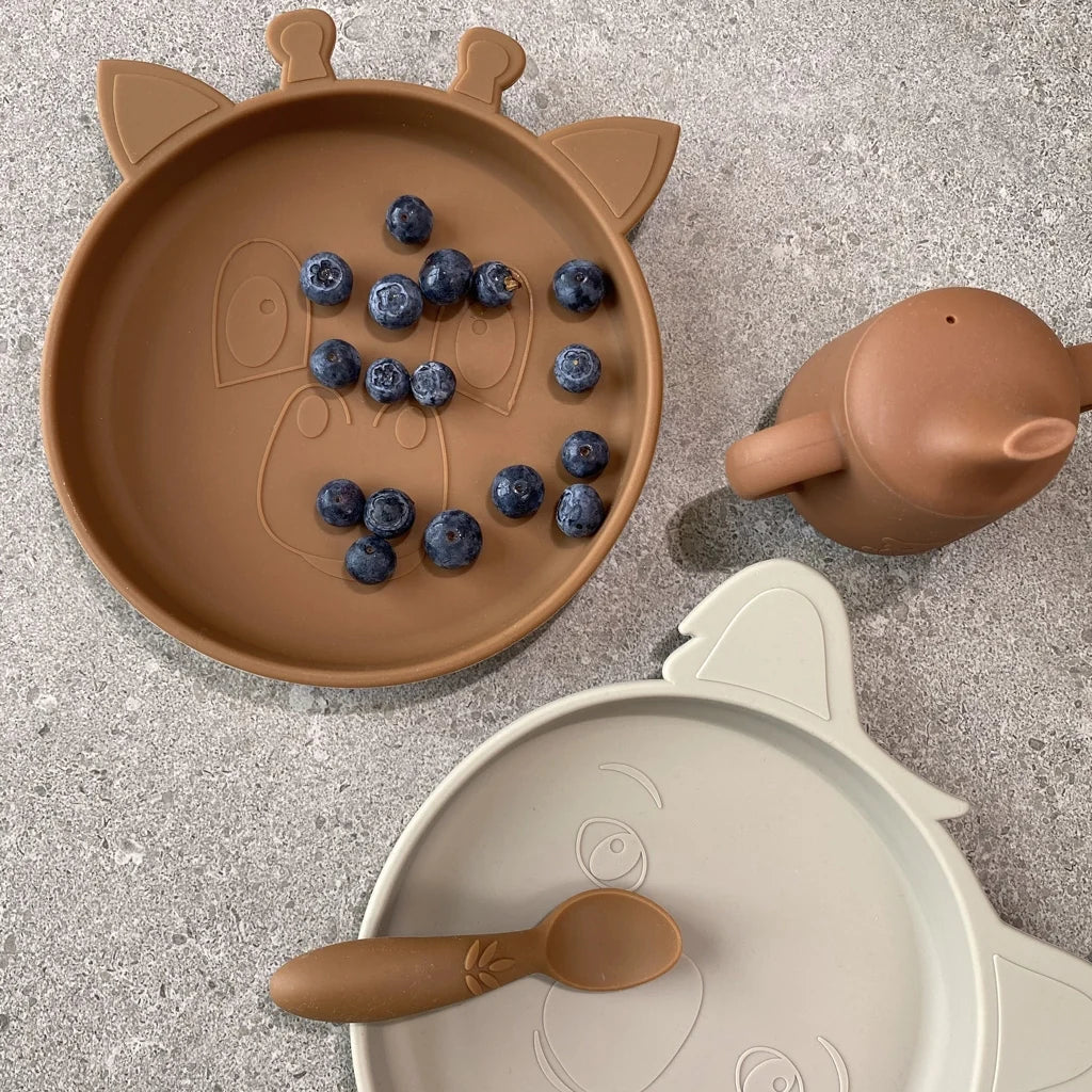 NU118-COBBLESTONE-farfurie-din-silicon-akila-giraffe-cobblestone