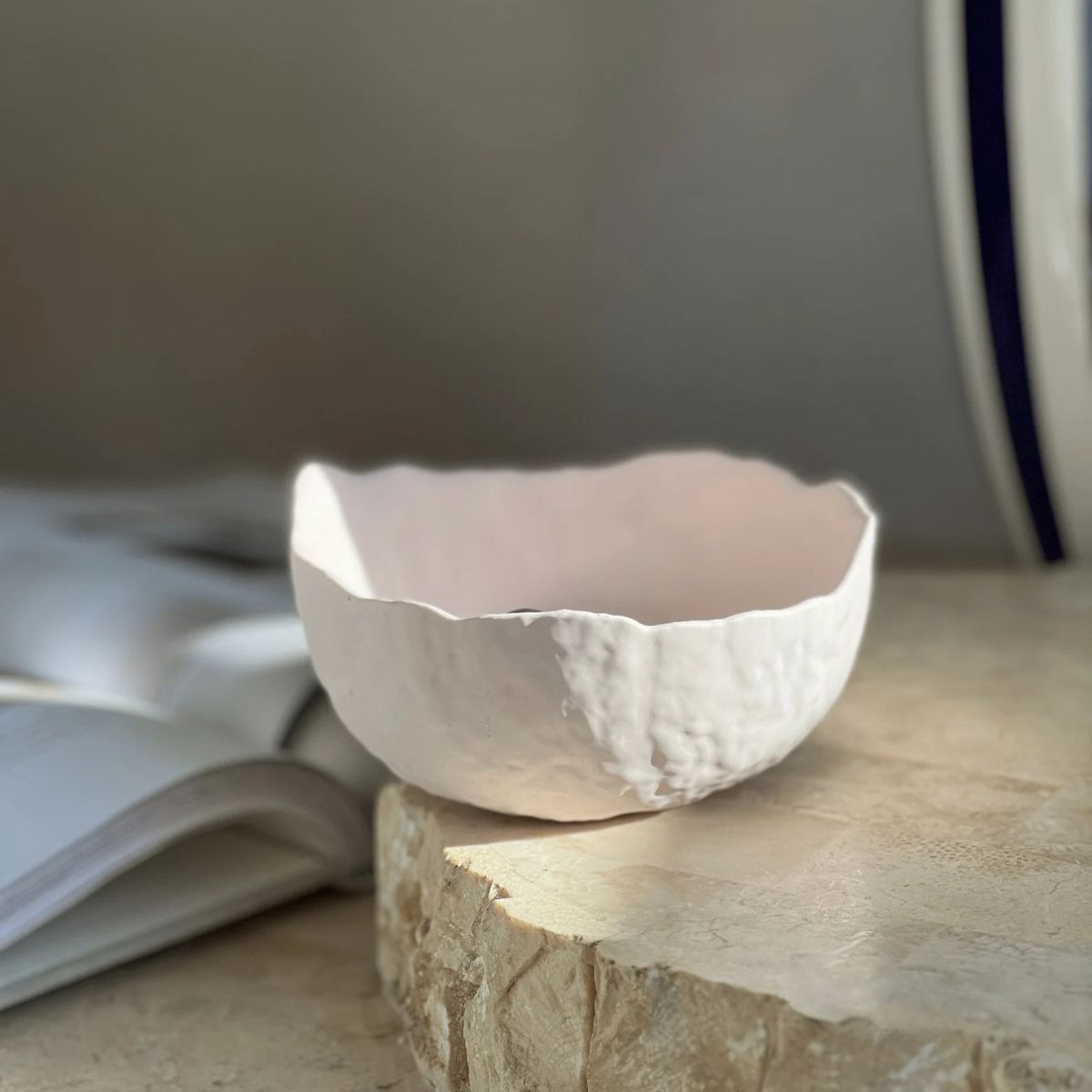 bol-decorativ-din-ceramica-luna