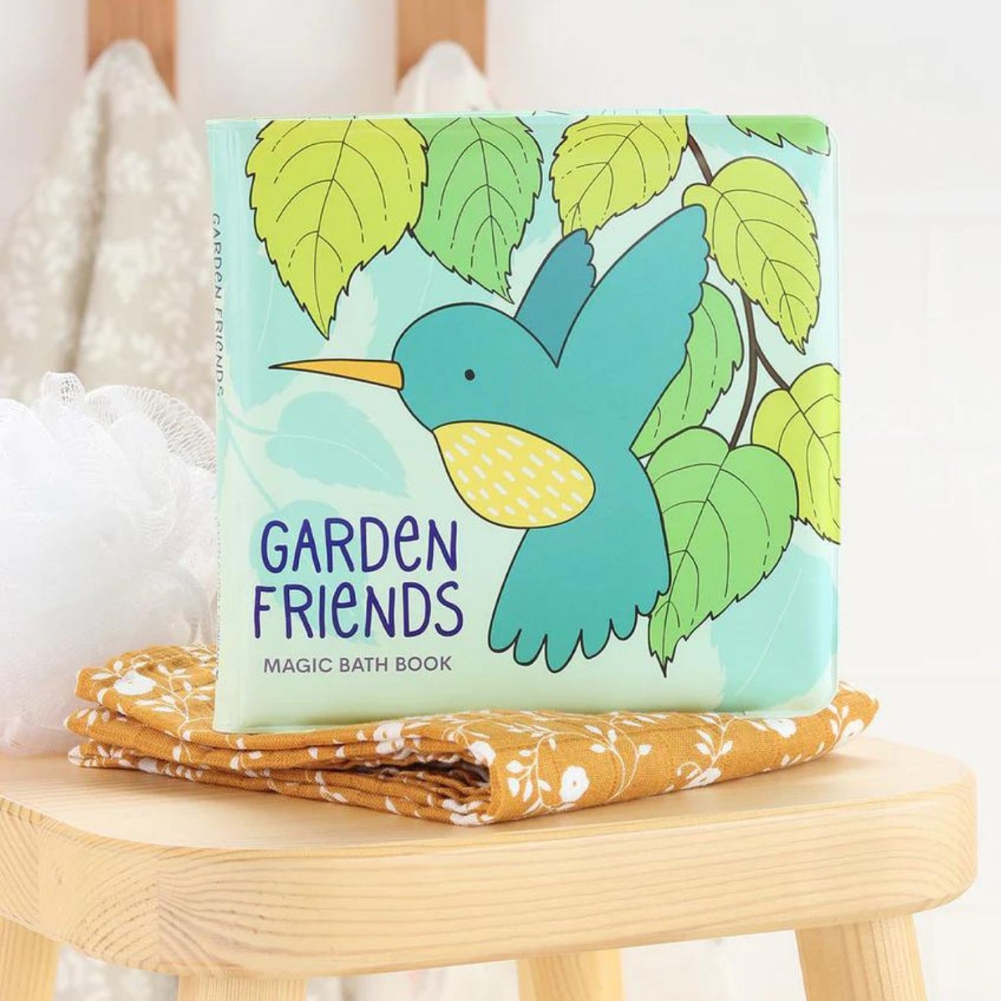 carte-magica-pentru-baie-garden-friends