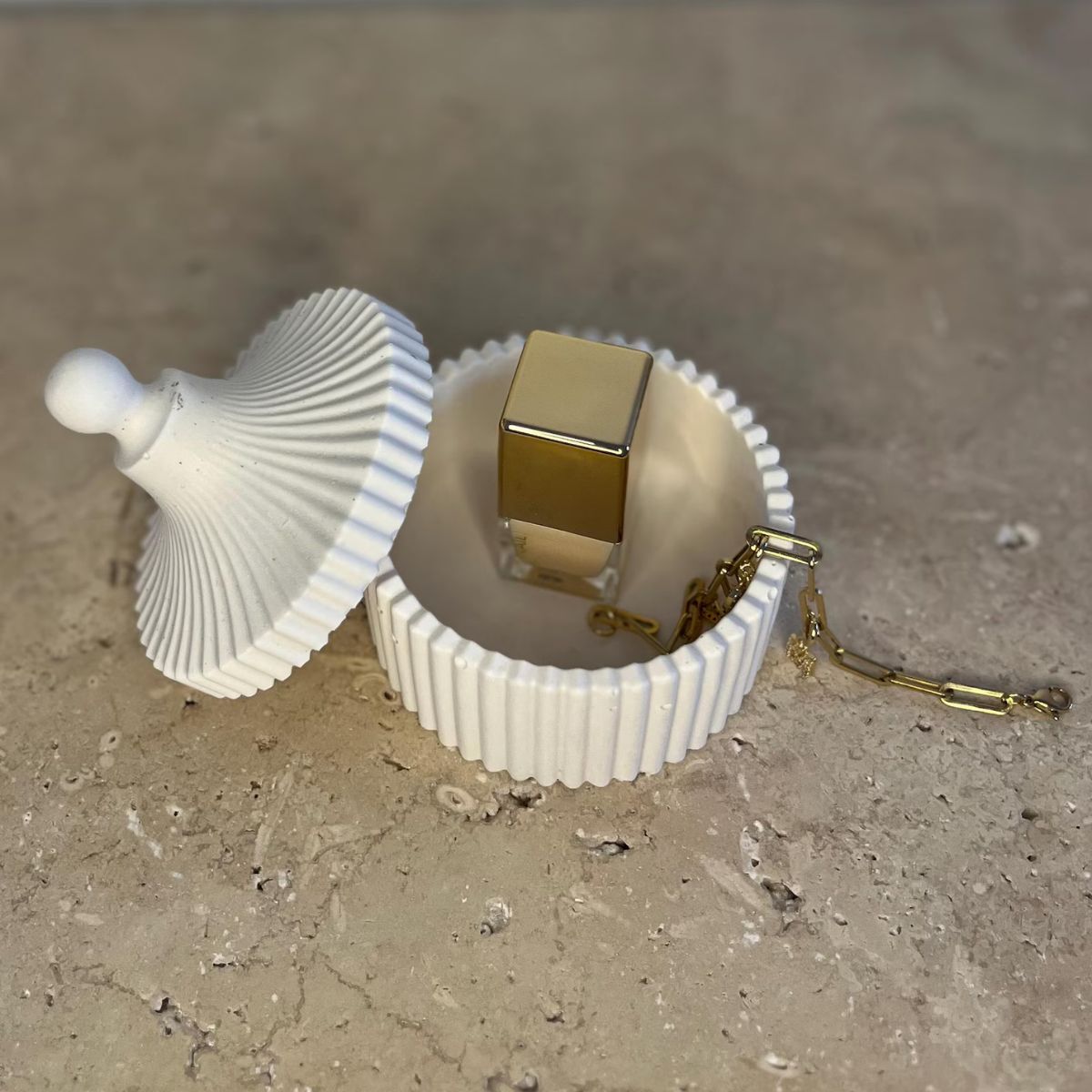 cutie-bijuterii-cu-capac-din-ceramica-essance