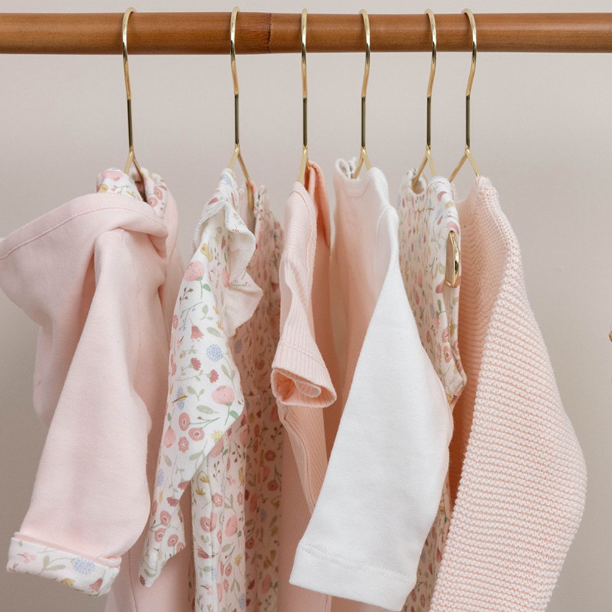 jacheta-reversibila-bumbac-organic-flowers-butterflies-pink-little-dutch