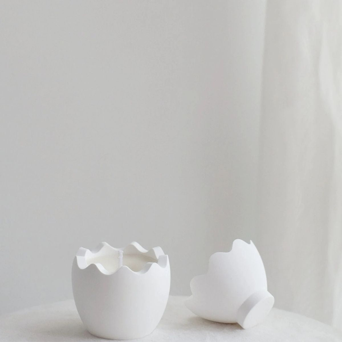 lumanare-parfumata-bol-ceramic-in-forma-de-ou-decor-paste