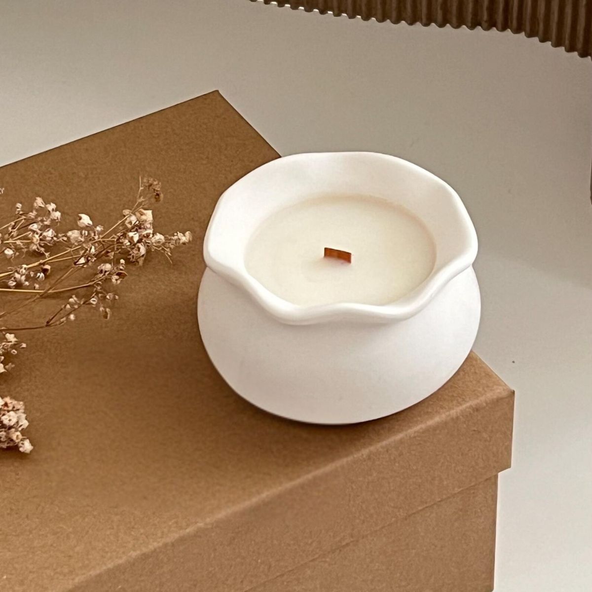 lumanare-parfumata-in-bol-ceramic-rosette