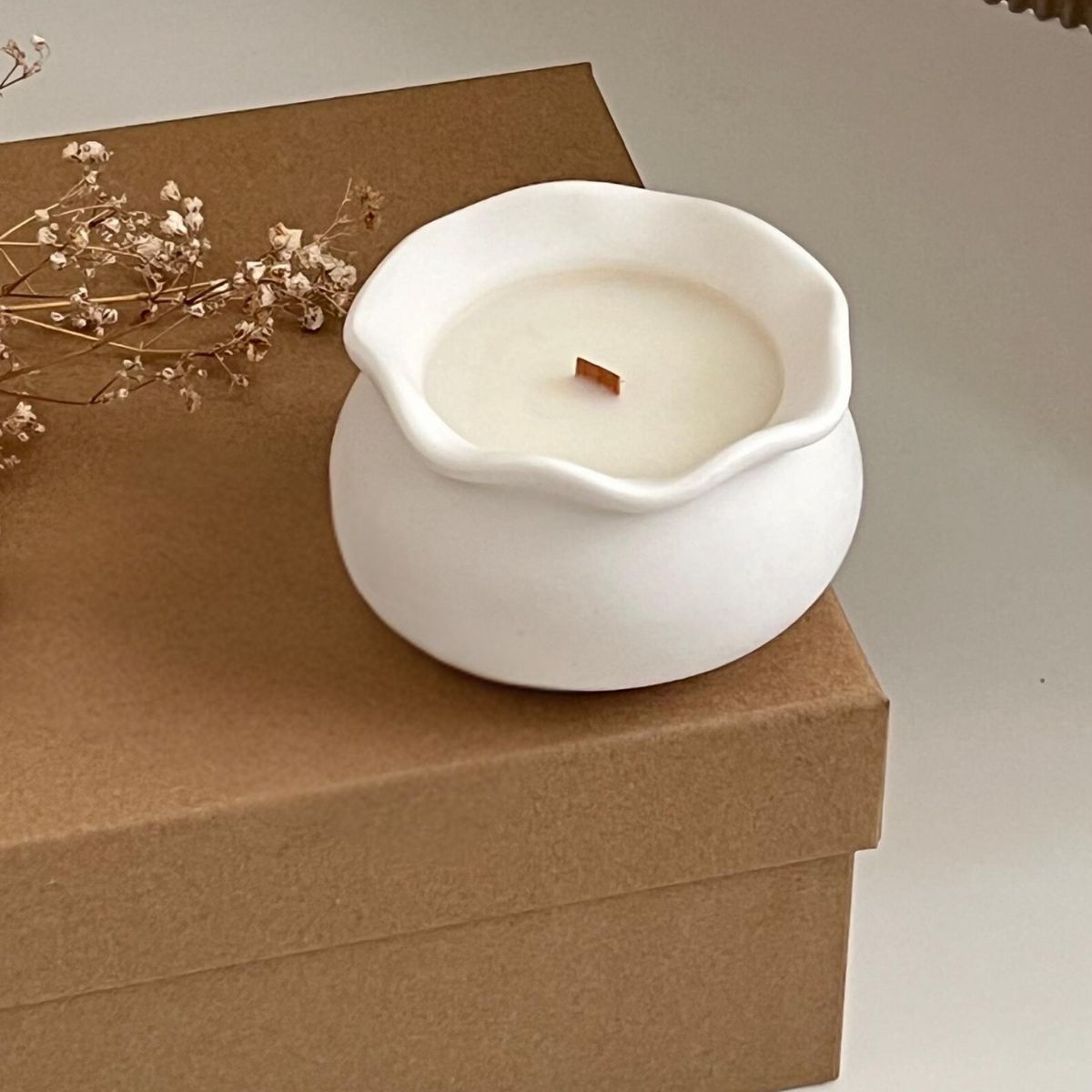 lumanare-parfumata-in-bol-ceramic-rosette