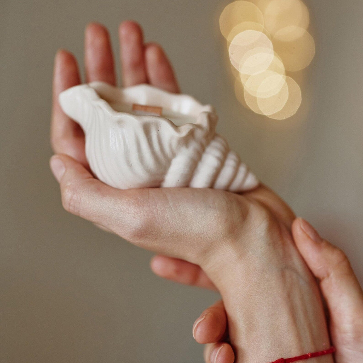 lumanare-parfumata-in-cochilie-sea-shell