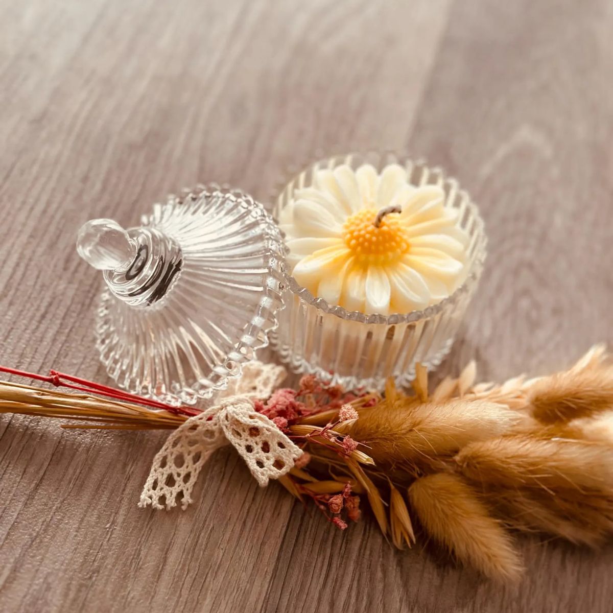 marturie-pentru-nunta-si-botez-lumanare-in-bomboniera-margareta