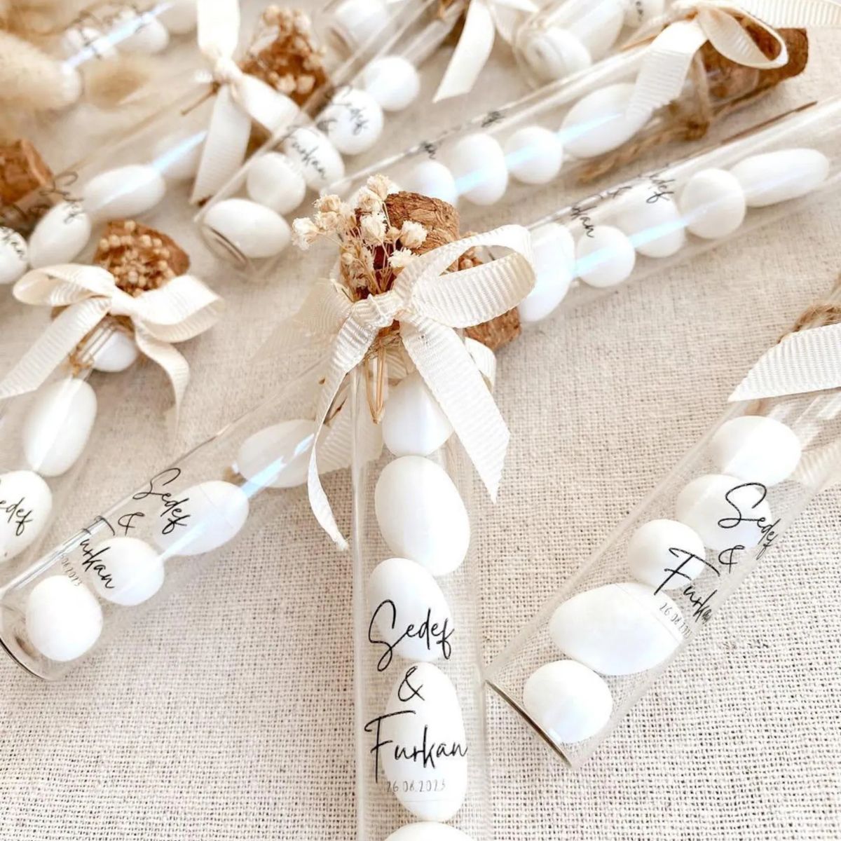 marturie-pentru-nunta-si-botez-tub-sticla-cu-migdale-glazuratev