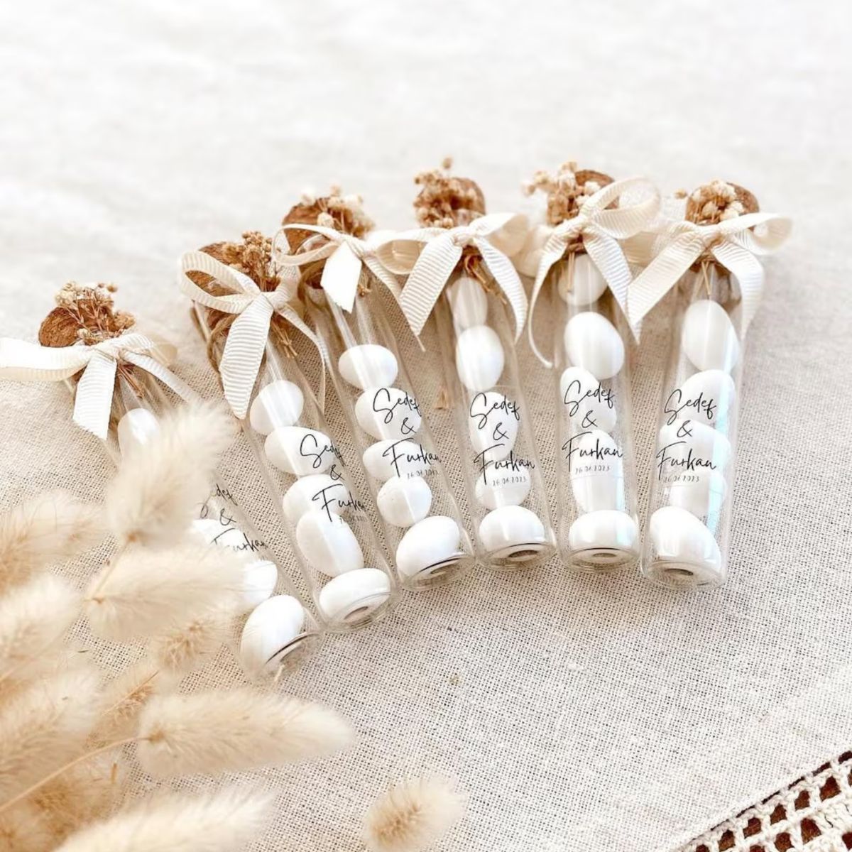 marturie-pentru-nunta-si-botez-tub-sticla-cu-migdale-glazurate