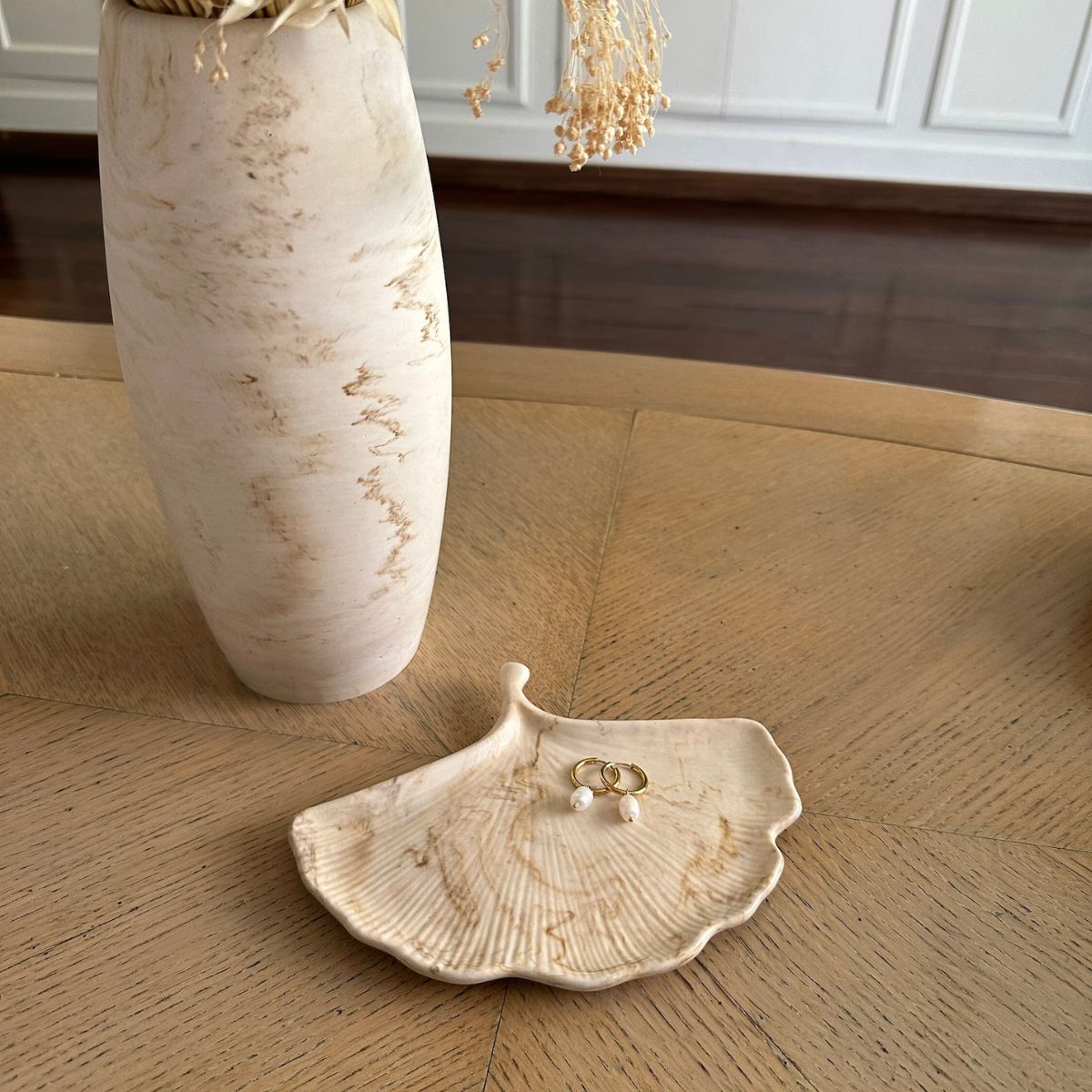 tava-decorativa-din-ceramica-ginkgo