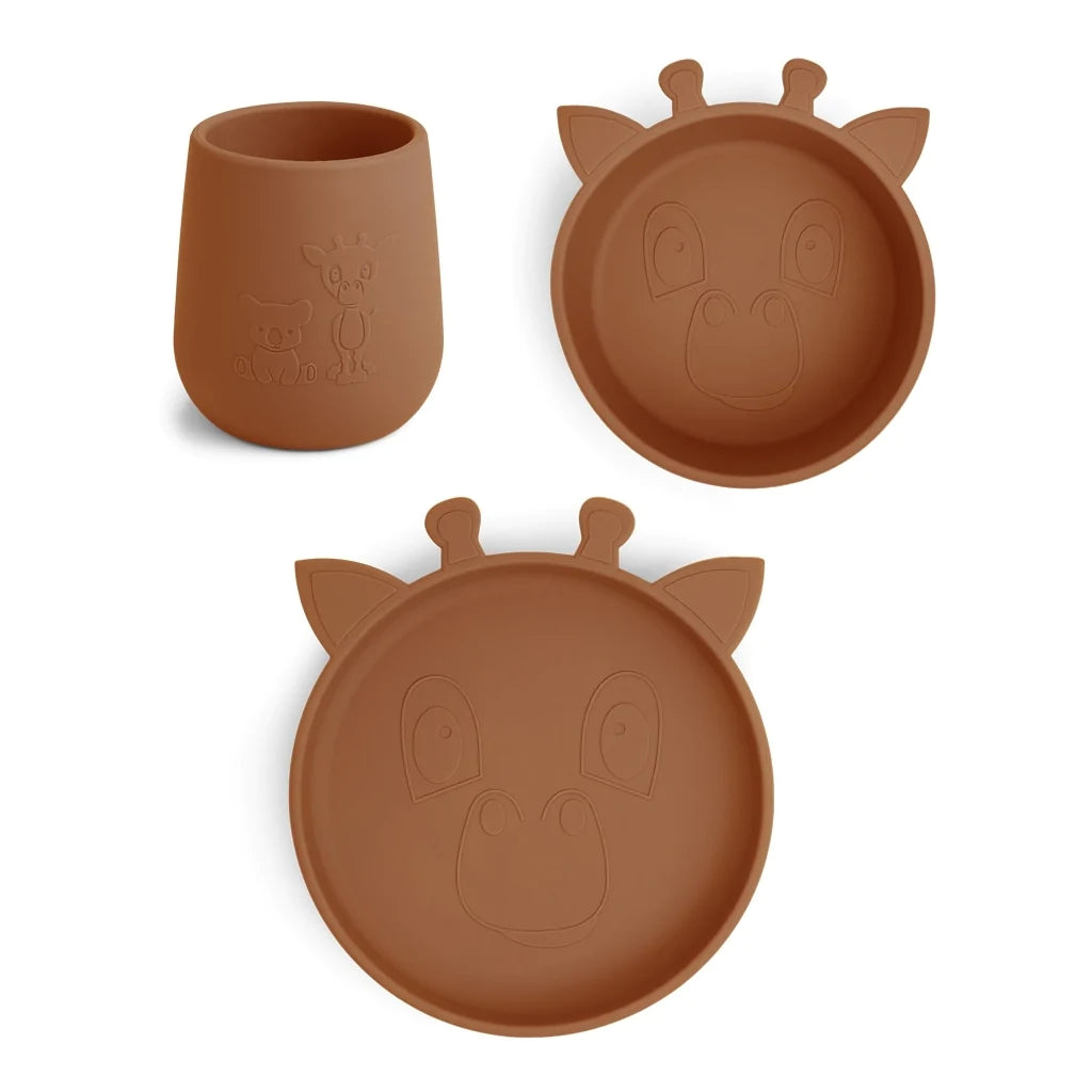 NU378-CARAMEL-5715235024565-set-masa-copilului-din-silicon-judi-giraffe-caramel-cafe-nuuroo